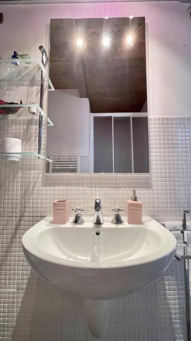 Altana - Loft Sulla Citta Apartment Parma Ngoại thất bức ảnh