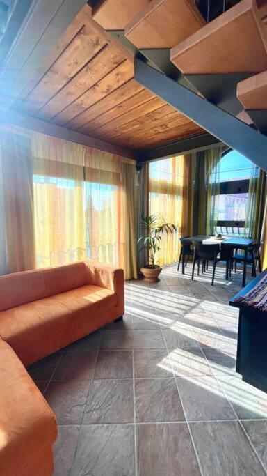 Altana - Loft Sulla Citta Apartment Parma Ngoại thất bức ảnh